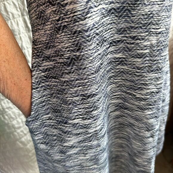 MONDETTA Performance Gear Racerback Dress Women's Medium V-Neck Athletic Active - Picture 2 of 8